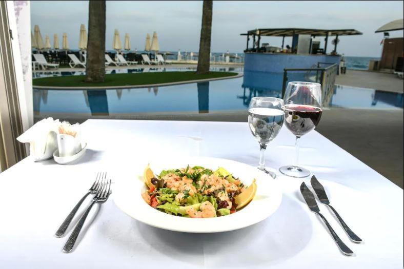 Mimoza Beachfront Hotel & Restaurant Famagusta (Northern Cyprus) Exterior photo
